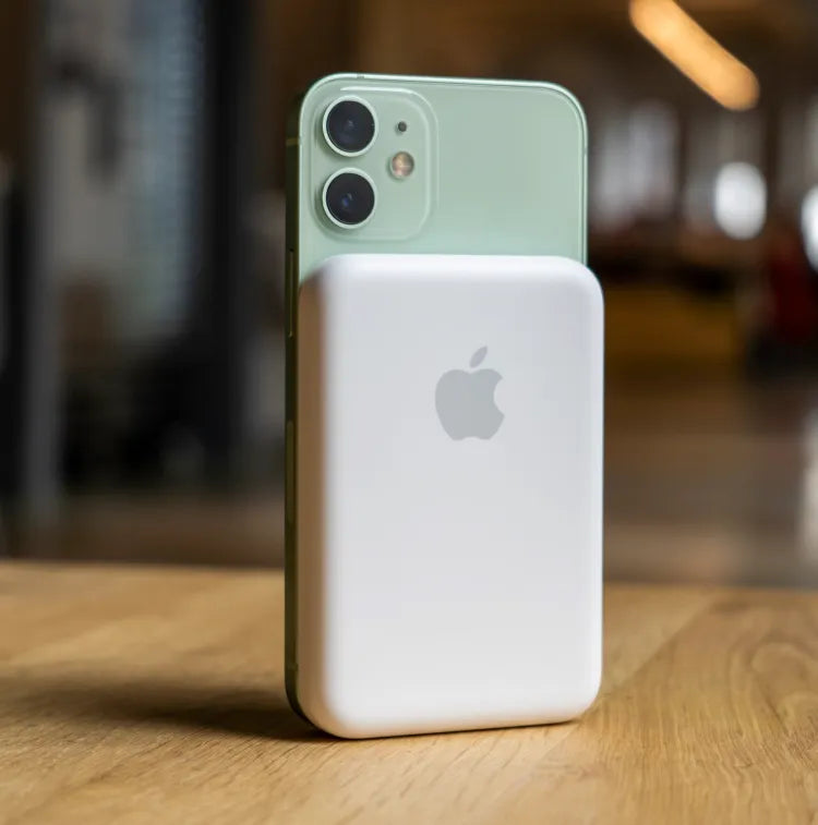 Mobibeast MagSafe Battery Pack Wireless Power Bank